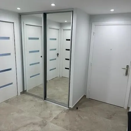 3p 50m² 400m * Antibes