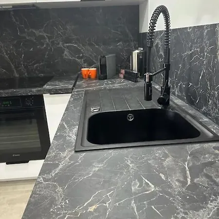 3p 50m² 400m Apartment Antibes